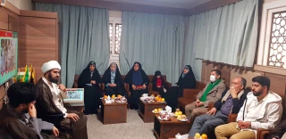 درنشست فرهیختگان در مدینه مطرح شد:

عمره، سفر الی الله است
