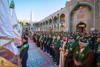 برافراشته شدن پرچم جدید بر فراز گنبدحرم امیرالمؤمنین علی علیه‌السلام 3