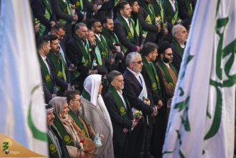 برافراشته شدن پرچم جدید بر فراز گنبدحرم امیرالمؤمنین علی علیه‌السلام 6
