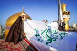 برافراشته شدن پرچم جدید بر فراز گنبدحرم امیرالمؤمنین علی علیه‌السلام 10