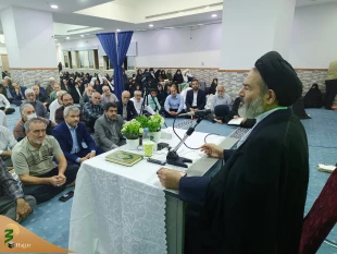 پیگیری تاخیر پروازهای عمره در تماس نماینده ولی فقیه با رئیس سازمان حج و زیارت 2