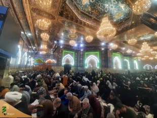 دعای کمیل دومین شب جمعه ماه رجب در کربلا برگزار شد. 12