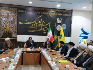 حجت‌الاسلام‌ اکبری: فلسفه وجودی بعثه آشنا کردن مردم با خداوند است