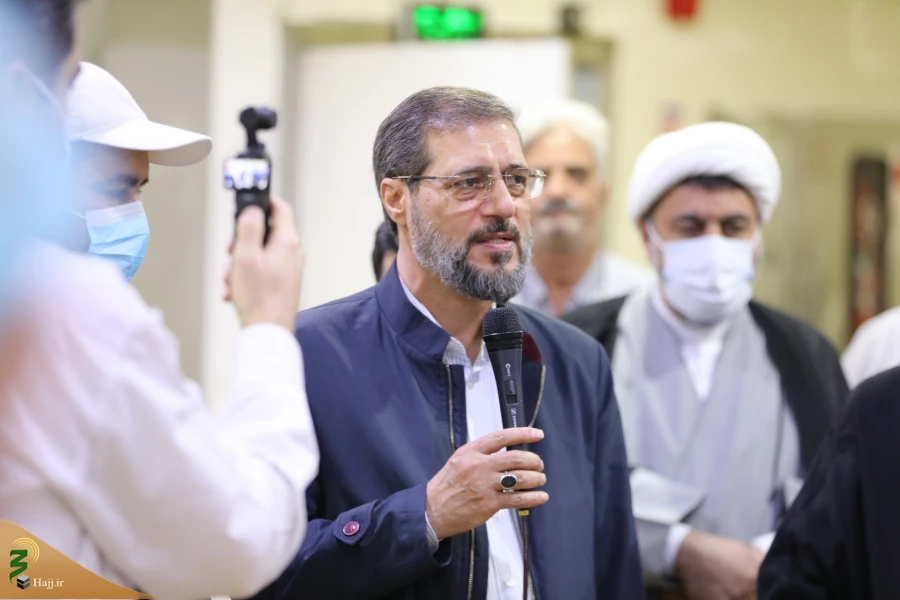 بازدید حجت الاسلام والمسلمین نواب از آشپزخانه مرکزی مکه مکرمه 13