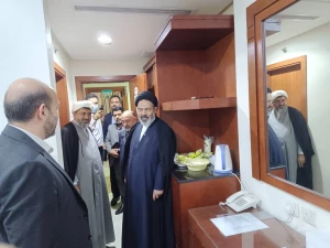 بازدید حجت الاسلام والمسلمین نواب از نمایندگی بعثه در مکه مکرمه