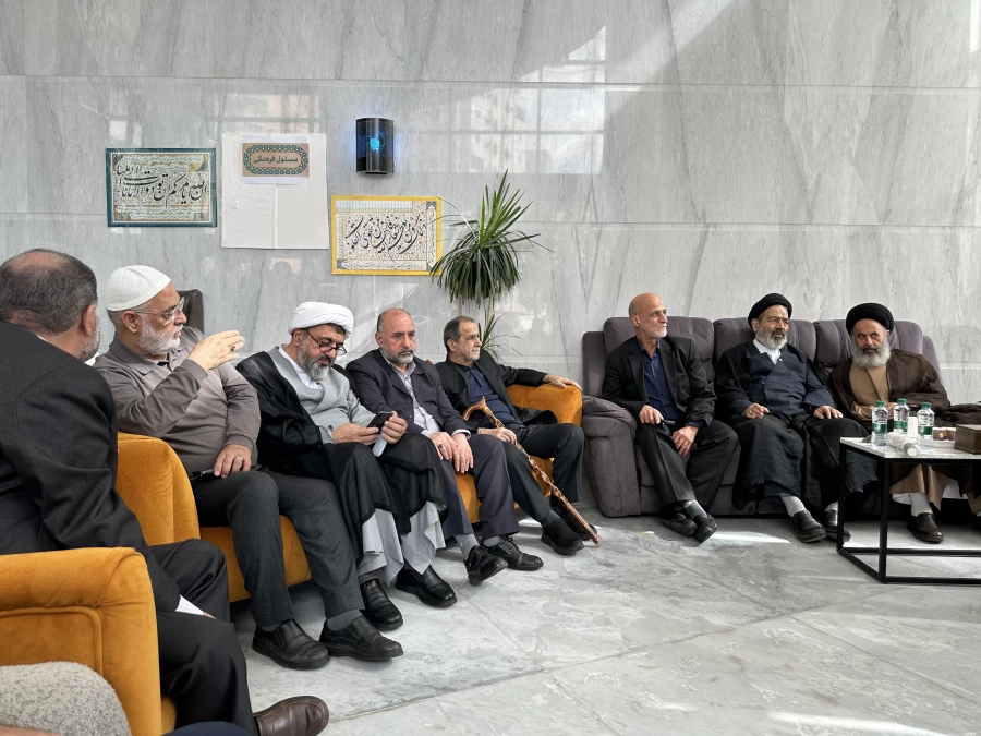 بازدید حجت الاسلام والمسلمین نواب از هتل منارالتوحید مکه مکرمه
 2