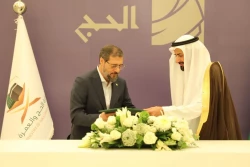 نشست رئیس سازمان حج و زیارت و وزیر حج و عمره عربستان در خصوص خدمات به زائران حج و عمره/تفاهم نامه حج ۱۴۰۴ به امضا رسید 2