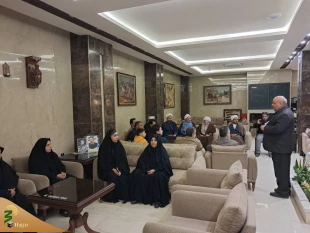 دیدار با خانواده شهدای خدمت و مدافع وطن در نجف اشرف 3
