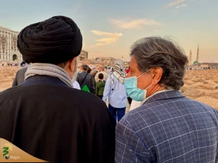 حجت‌الاسلام نواب در مدینه: گزارش تصویری دیدار صمیمانه سرپرست حجاج ایرانی با زائران ایرانی و خارجی در مسجد النبی و بقیع

 9