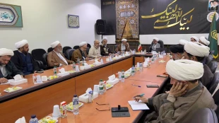 نشست توجیهی روحانیون کاروان‌ها در مکه مکرمه 3