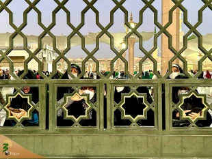 زیارت از دور: اشک‌ها و دعاهای زنان مسلمان در کنار بقیع | محنت فراق اهل‌بیت" 3