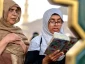 زیارت از دور: اشک‌ها و دعاهای زنان مسلمان در کنار بقیع | محنت فراق اهل‌بیت" 14