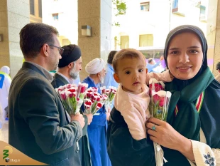 "ورود نخستین کاروان دانشجویان ایرانی به مدینه: آغاز سفر معنوی با استقبال گرم و پر از محبت" 6