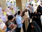 وصول أول قافلة من الطلبة الإیرانیین إلى المدینة المنورة؛ بدایة رحلة العمرة الروحانیة باستقبال حار 2