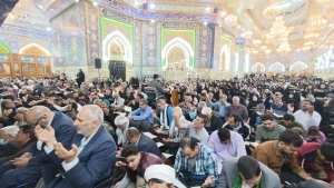 زائران کربلا، با چشمانی اشکبار یا رب یا رب را نجوا کردند+ عکس