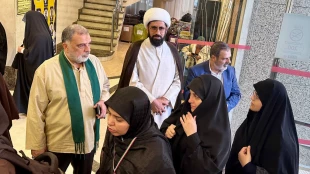 هشتمین کاروان عمره دانشجویی در شب مبعث پیامبر وارد مدینه منوره شد
 5