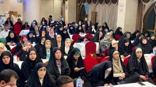 مراسم جشن مبعث رسول اکرم(ص) در هتل سبال مدینه با حضور دانشجویان برگزار شد
 2