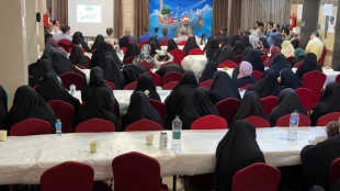 مراسم جشن مبعث رسول اکرم(ص) در هتل سبال مدینه با حضور دانشجویان برگزار شد
 3