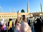 اشک و دعا زیر آفتاب مدینه؛ لحظه‌های ناب در حریم پیامبر مهربانی

 6