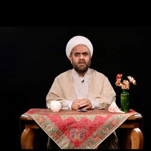 چرا کعبه به شکل مربع بنا شده است؟