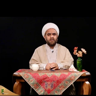 چرا کعبه به شکل مربع بنا شده است؟