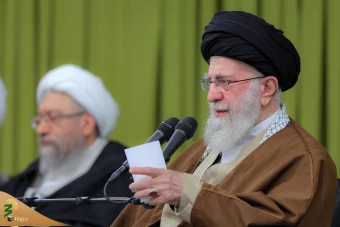 دیدار مسئولان نظام، نمایندگان کشورهای اسلامی و اقشار مختلف مردم با رهبر معظم انقلاب 72