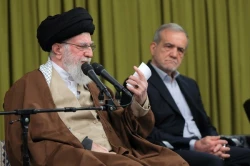 رهبر انقلاب در دیدار مسئولان نظام و سفرای کشورهای اسلامی :

باطن خبیث دشمنان ، پشت لبخندهای دیپلماسی پنهان است 2