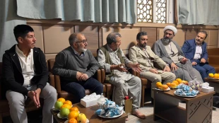 در بعثه رهبری در مدینه ؛
دیدار مسئول بعثه رهبری در مدینه با  نمایندگان کاروانی از استرالیا  5
