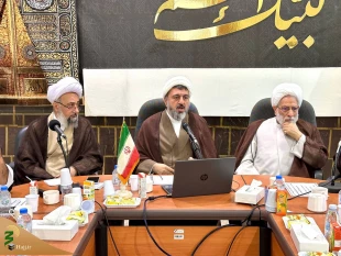 برگزاری جلسه خادمان فرهنگی در مکه با حضور مسئول دفتر بعثه رهبری 5