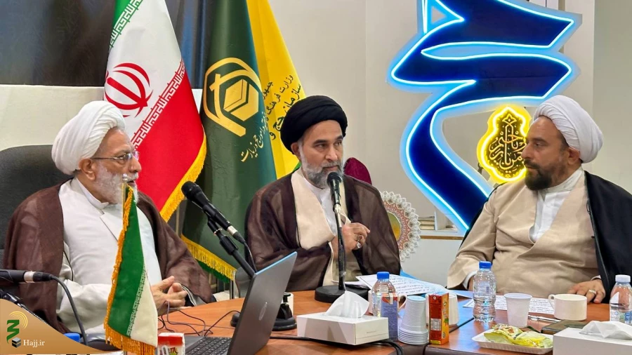 برگزاری جلسه خادمان فرهنگی در مکه با حضور مسئول دفتر بعثه رهبری 12