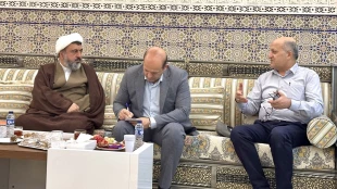 پیگیری مشکلات زائران در مکه توسط مسئول دفتر بعثه رهبری 2