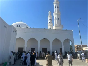 بازدید رئیس نهاد رهبری در دانشگاه ها از شهر تاریخی بدر ؛ تلفیق تاریخ و توسعه شهری