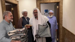 مسئول بعثه رهبری در دیدار علمای اهل سنت 

 5