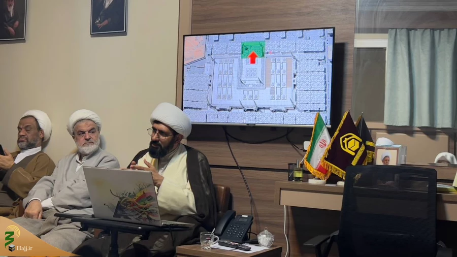 مسئول بعثه رهبری در دیدار علمای اهل سنت 

 7