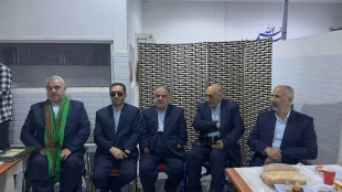 در مدینه منوره ؛
بازدید مسئول بعثه رهبری به همراه تعدادی از جانبازان از آشپزخانه مرکزی  3