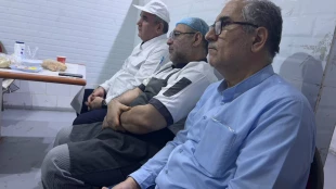 در مدینه منوره ؛
بازدید مسئول بعثه رهبری به همراه تعدادی از جانبازان از آشپزخانه مرکزی  2
