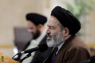 نماینده ولی فقیه در امور حج و زیارت : 

لزوم هم افزایی برای موفقیت های بیشتر در حج و زیارت 
 2