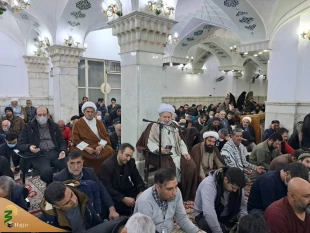 برگزاری دعای کمیل برای زائران ایرانی در نجف اشرف 3