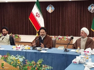 Supreme Leader’s Representative in Hajj and pilgrimage affairs emphasis
Synergy for greater success in Hajj and pilgrimage 
 3