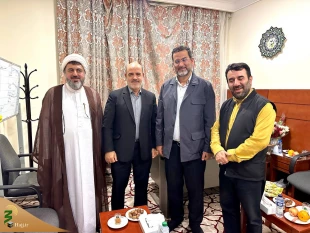 در دیدار محمدمهدی برادران با مسئول بعثه رهبری در مکه

بهره‌گیری از ظرفیت‌های حج در توسعه خدمات زائران
 2