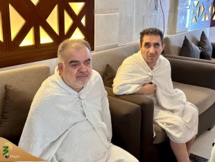 وارد شدن کاروان جانبازان به مکه:

 آوای ایثار و عشق در حریم پاک خانه خدا 15