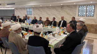  در بعثه مقام معظم رهبری مطرح شد ؛  

وزیر علوم: افزایش سهمیه عمره دانشجویی را پیگیری میکنم  2