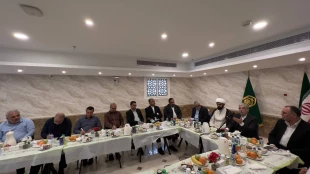  در بعثه مقام معظم رهبری مطرح شد ؛  

وزیر علوم: افزایش سهمیه عمره دانشجویی را پیگیری میکنم  3