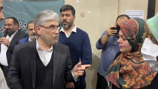 در جمع دانشجویان عمره گزار در مدینه مطرح شد ؛

وزیر علوم: اخلاق، عدالت و استقلال از ارزش‌های ماندگار انقلاب اسلامی  15