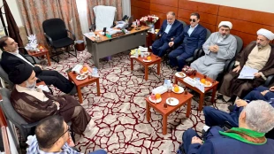 دیدار جانبازان و گروه تواشیح حضرت قمر بنی هاشم با حجت الاسلام اکبری در مکه 8