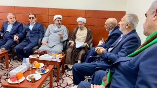 دیدار جانبازان و گروه تواشیح حضرت قمر بنی هاشم با حجت الاسلام اکبری در مکه 9