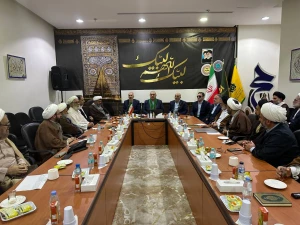 در جلسه خادمان فرهنگی در مکه عنوان شد: 

عدالت، آزادی و رفاه از اصول اساسی حکومت حضرت مهدی(ع)
