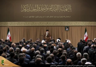 رهبر انقلاب در دیدار دانشمندان، متخصصان و مسئولان صنعت دفاعی کشور:

روز ۲۲ بهمن امسال یک قیام مردمی و یک حرکت بزرگ ملی بود 2