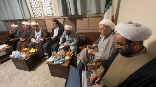 به همت بعثه رهبری در مدینه؛ 

برگزاری کارگاه آموزشی مناسک عمره برای روحانیون کارآموز  3