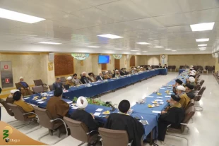 تاکید ممثل الولی الفقیه فی شوون الحج و الزیارة علی ضرورة إعادة تعریف الخدمات الثقافیة فی الحج 4